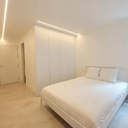 Moderno Estudio Con Entrada Independiente * Santiago de Compostela